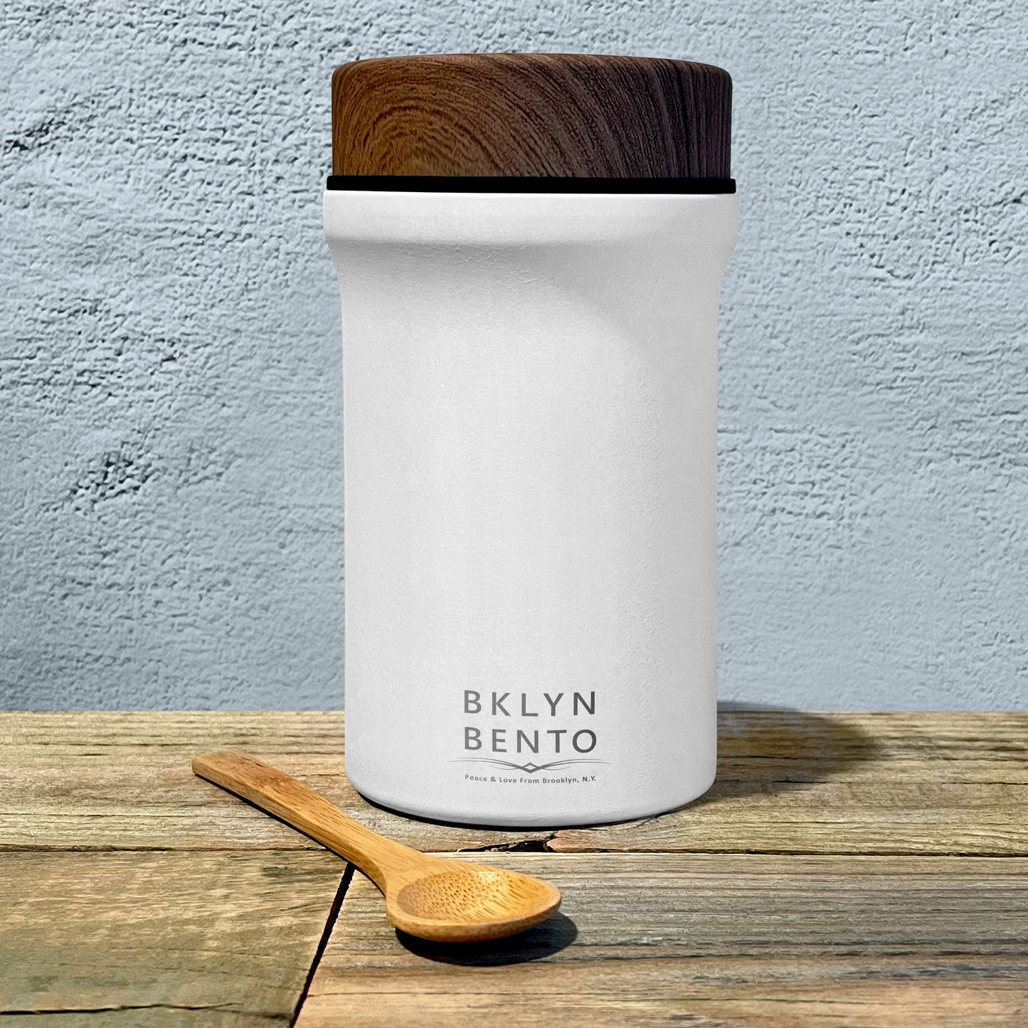 Bklyn Bento Stainless Steel Insulated Food Thermos with Bamboo Spoon, 100% Leak Proof Food Jar – Snow Crystal (Large / 20oz)